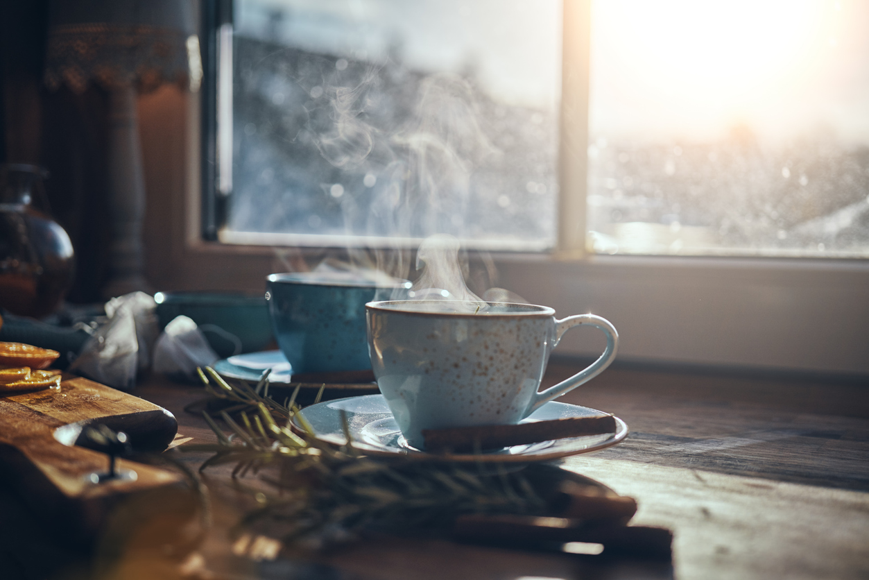 Hot Fruit Tea with Oranges and Cinnamon